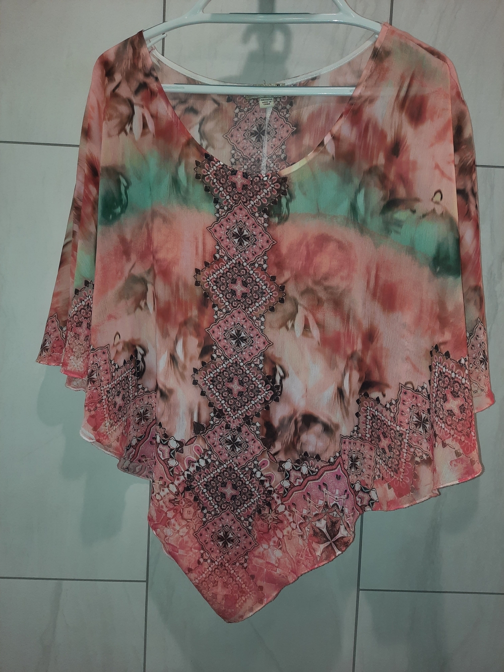 live and let live Coral Pink Green Boho Print Women's Top Size XL EUC